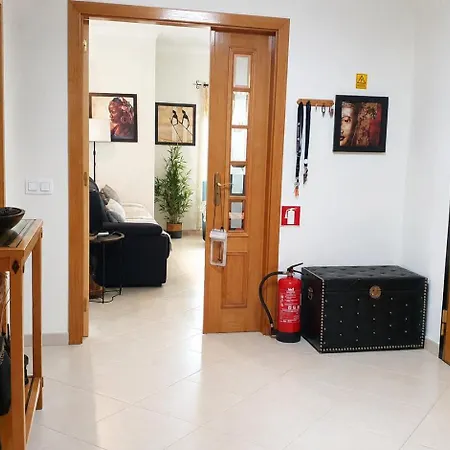 With 2 Bedrooms Near Appartement Tavira