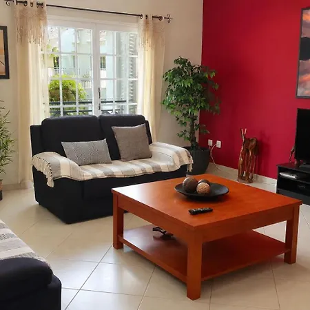 With 2 Bedrooms Near Appartement