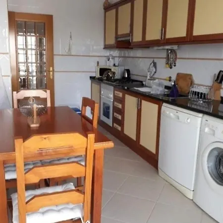 With 2 Bedrooms Near Appartamento *