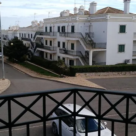 Appartamento With 2 Bedrooms Near